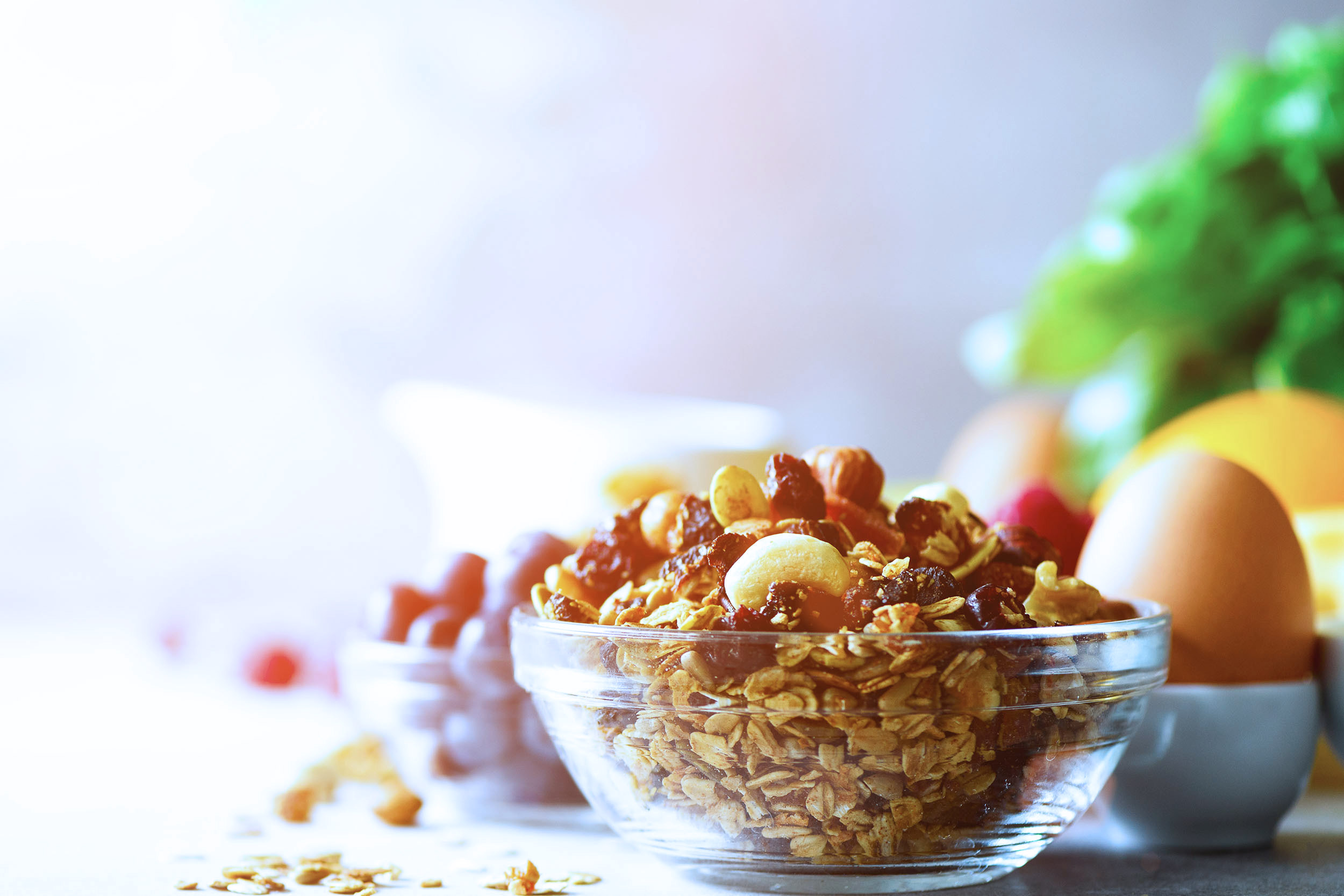 Mood picture: Muesli at the breakfast table