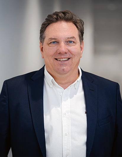 Personenbild: Nahaufnahme vom Werks- und Produktionsleiter